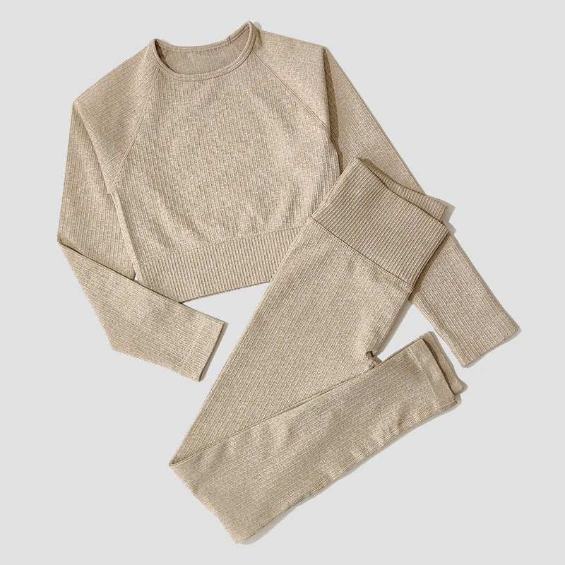 Stylish Long-Sleeve Yoga Set